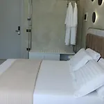 Comfort Hotel 4*
