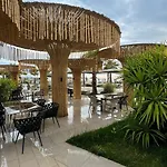 Comfort Otel Golem (Tirana)