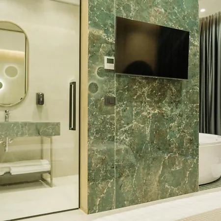 Отель Comfort 4*