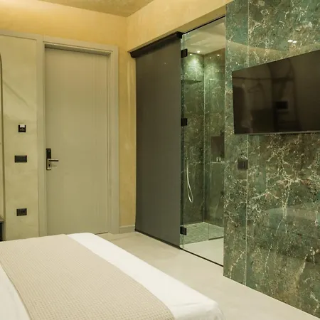 Comfort Otel Golem (Tirana)