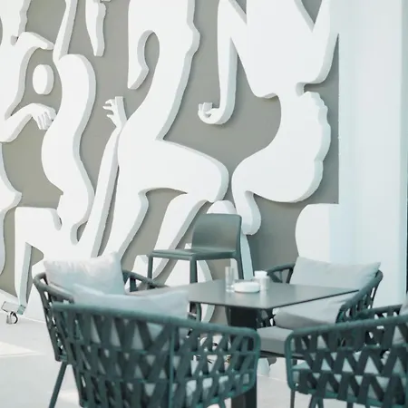 Otel Comfort 4*