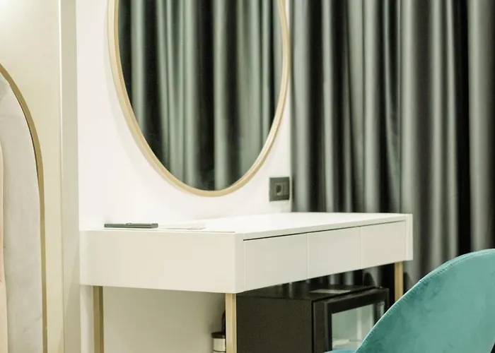 Comfort Hotel 4*
