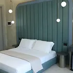 Comfort Hotel 4*