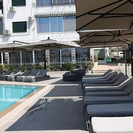Hotel Comfort 4*