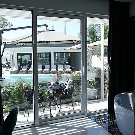 Hotel Comfort 4*