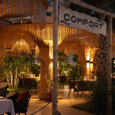 מלון Comfort
