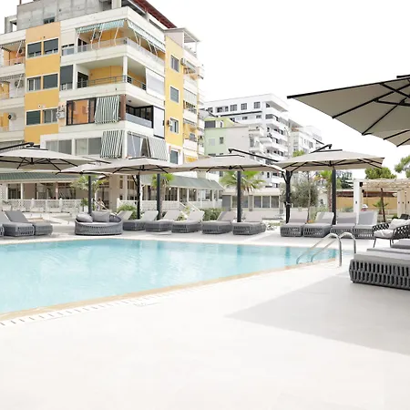 Comfort Ξενοδοχείο 4*