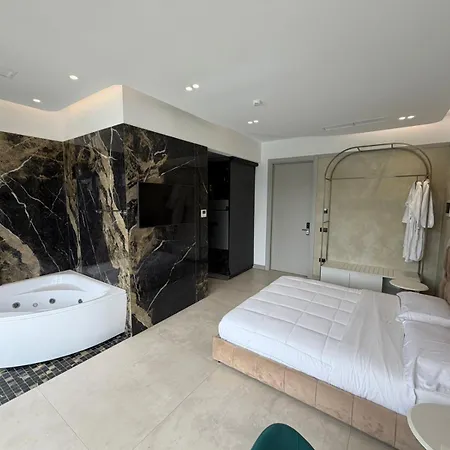 Comfort Szálloda 4*