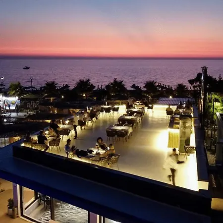 Comfort Hotel 4*