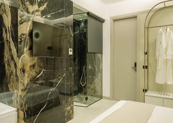 Comfort 4* Golem (Tirana)