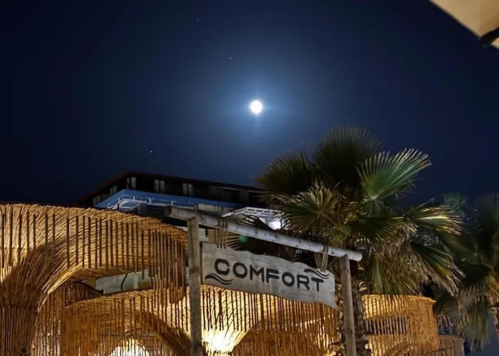 Comfort 4* 골렘